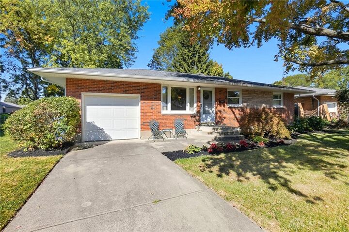 Property Photo:  1471 Laramie Drive  OH 45432 