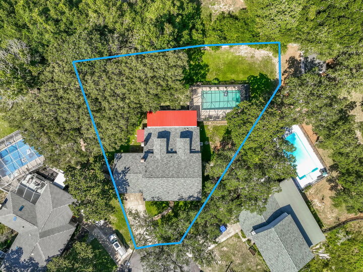 Property Photo:  15 Elkwood Court  FL 32579 