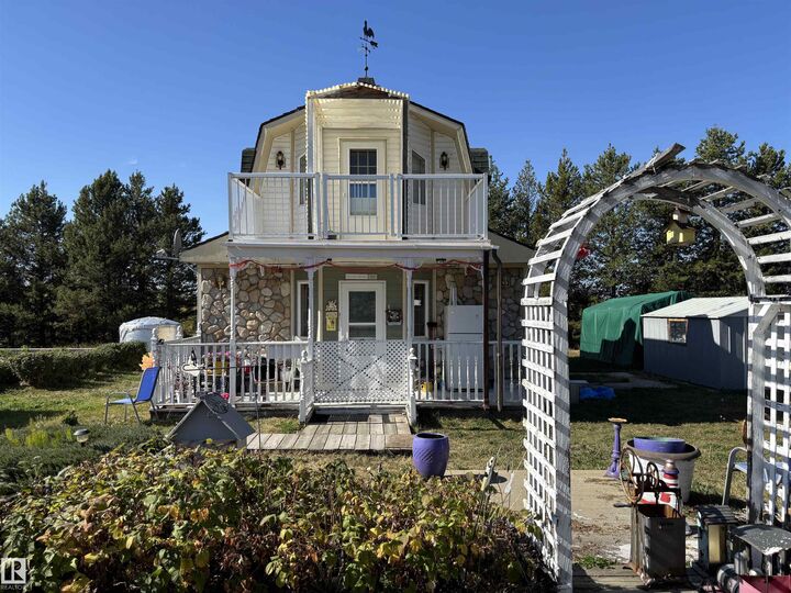 140 Russel Drive — photo 1