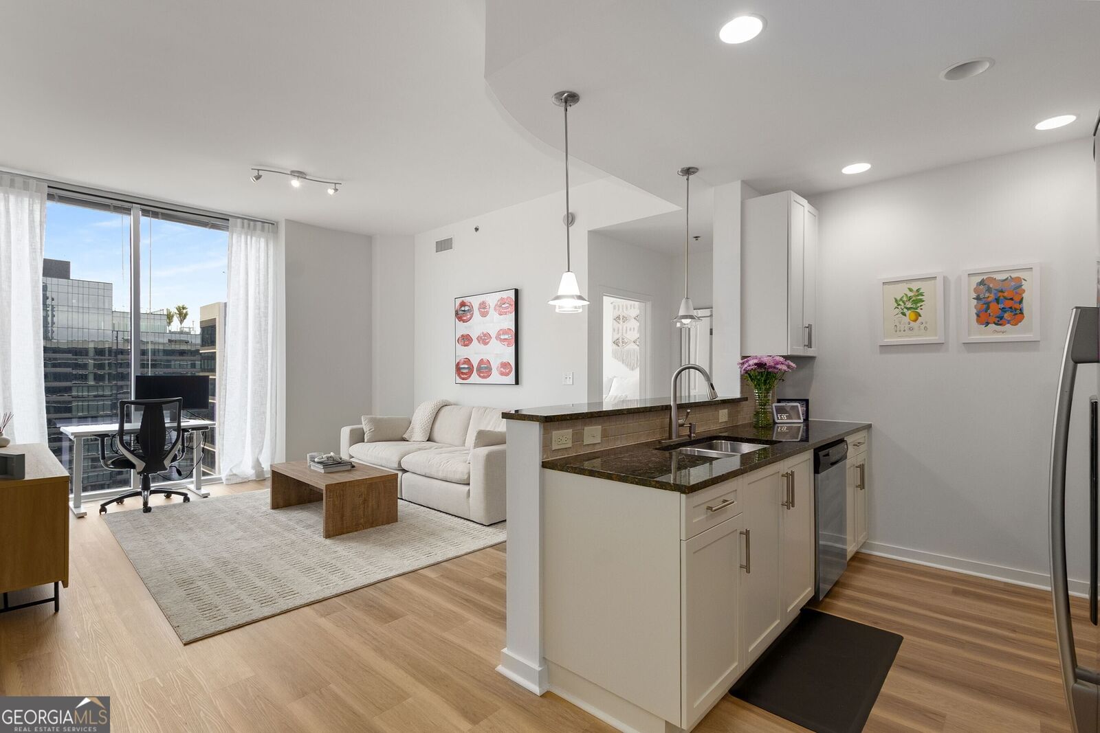 Property Photo: 855 Peachtree Street NE 2706 GA 30308