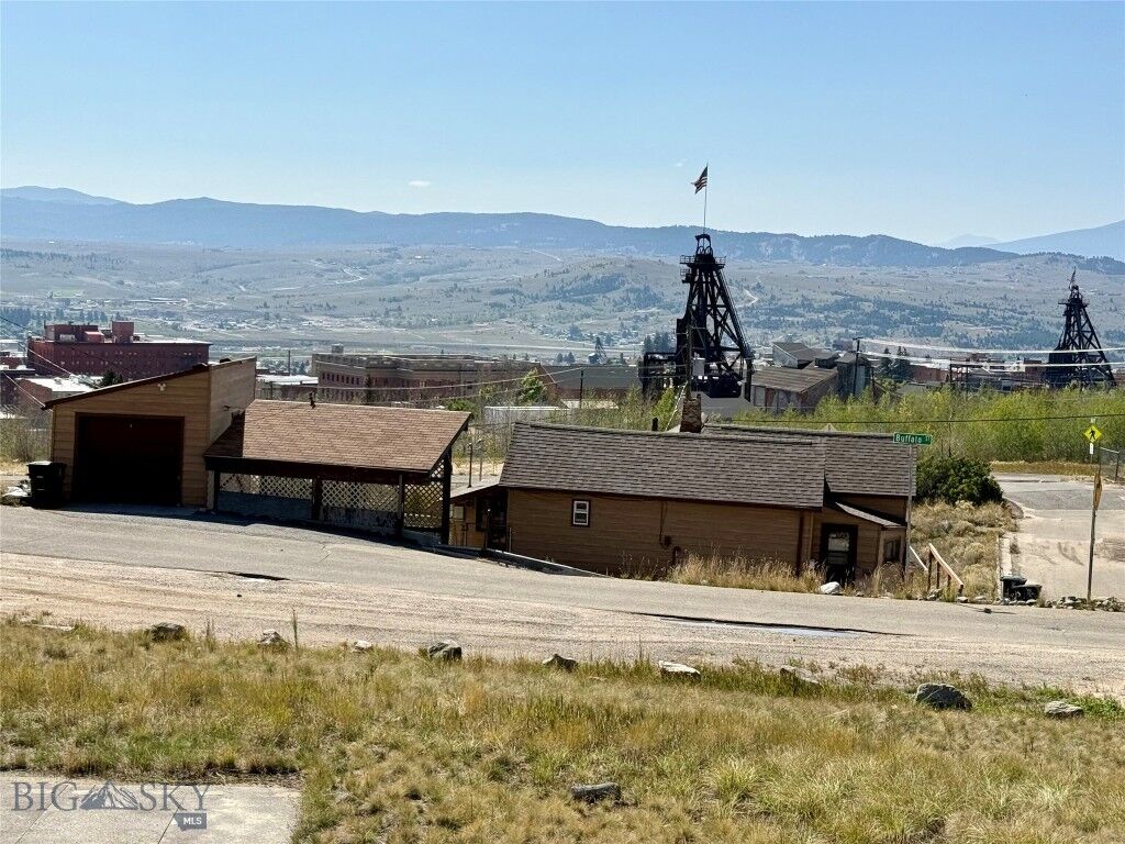 Property Photo: 112 Belle Street MT 59701