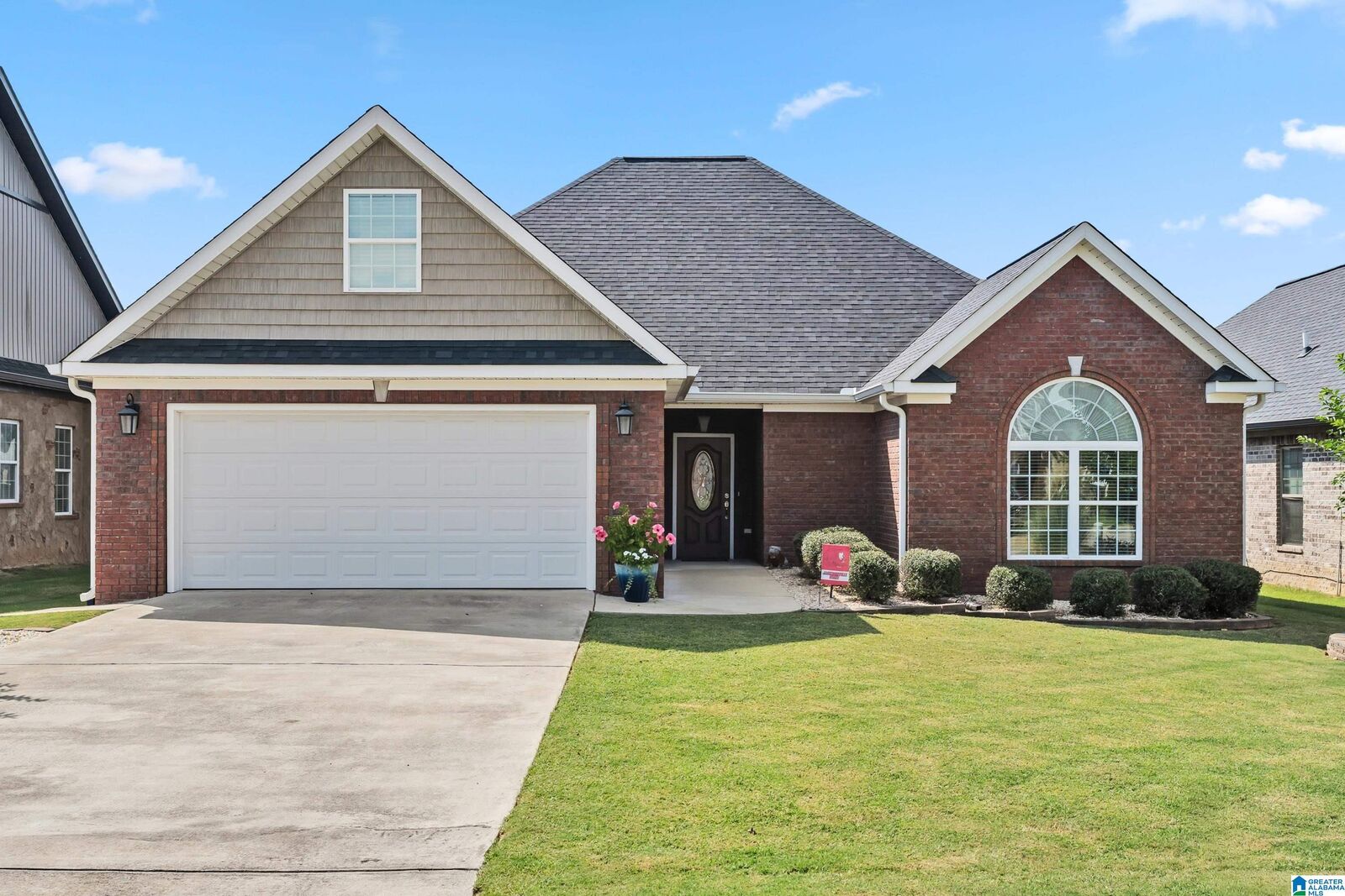 Property Photo:  199 Alexandra Drive  AL 36203 