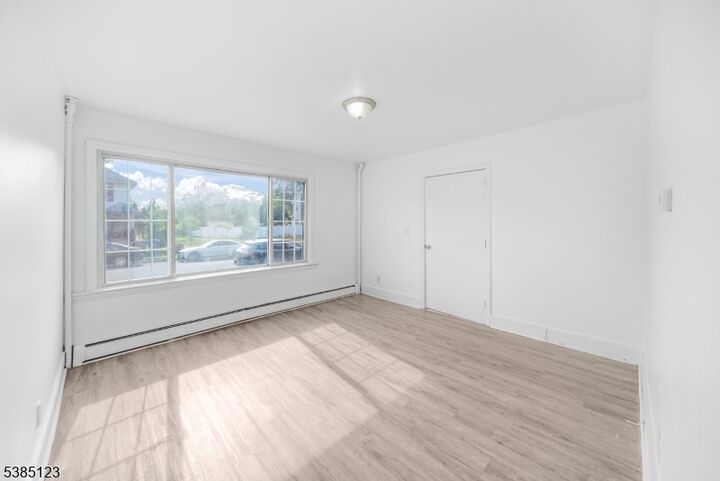 Property Photo:  13 Melbourne Ct  NJ 07095 