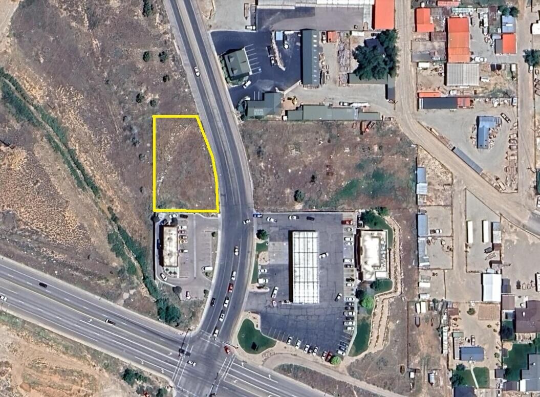 Property Photo: 305 N Airport Rd UT 84721