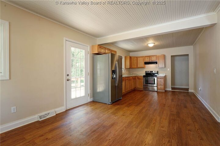 Property Photo: 207 Crestview Drive WV 25302