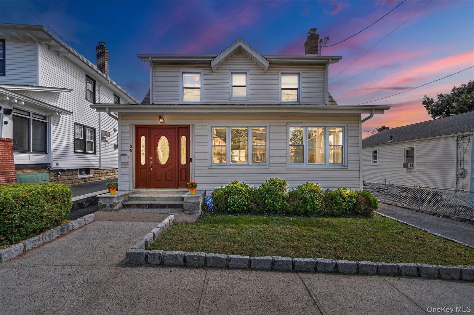 Property Photo:  38 Seminary Avenue  NY 10704 