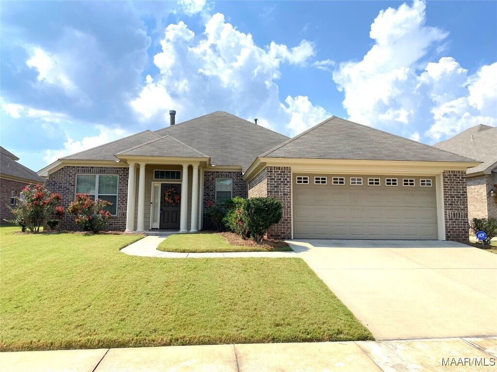Property Photo: 9412 Tillman Court AL 36117
