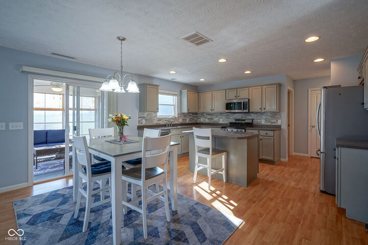 Property Photo:  2183 S Moeller Circle  IN 46163 
