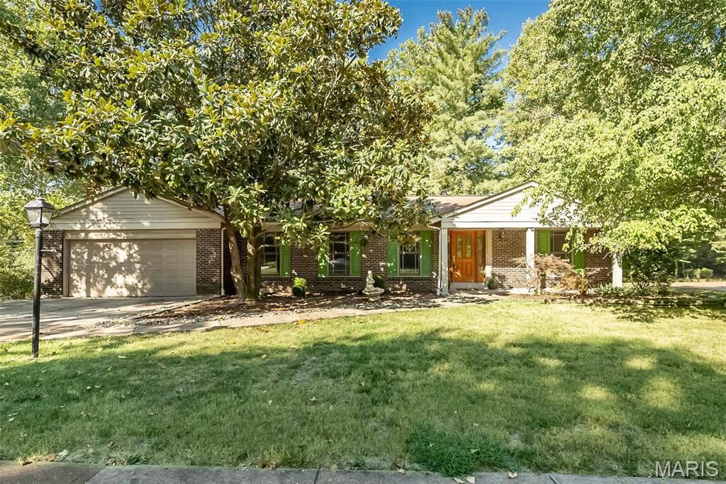 Property Photo:  10760 Forest Path Drive  MO 63128 
