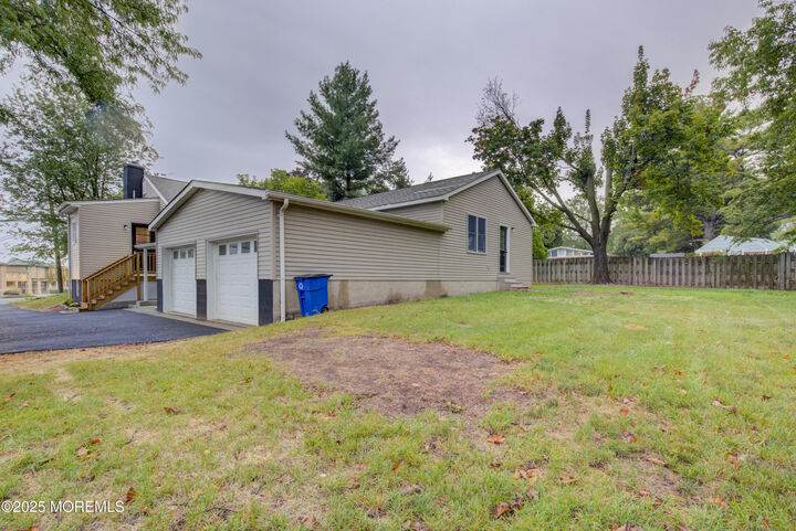Property Photo:  874 Mountain Avenue  NJ 07081 