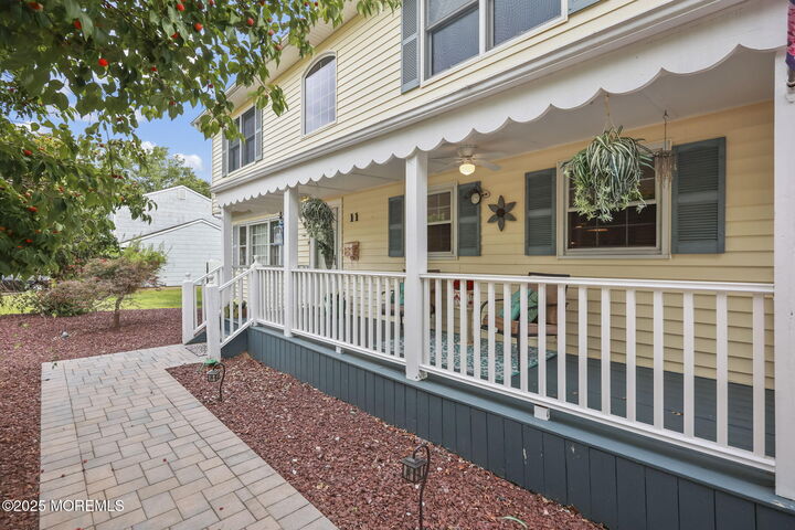 Property Photo:  11 Oxford Road  NJ 07726 
