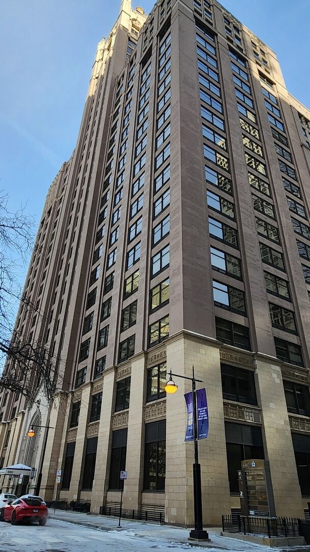 Property Photo: 680 N Lake Shore Drive P-778 IL 60611