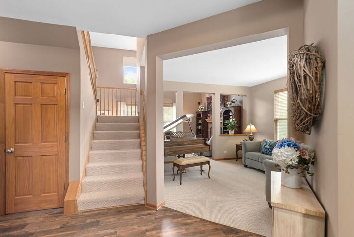 Property Photo:  1476 S Wild Meadow Road  IL 60073 