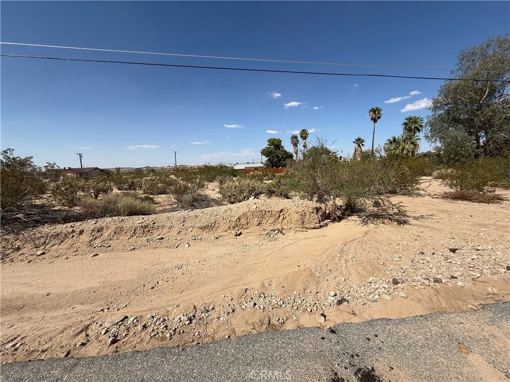 Property Photo:  72638 Sullivan  CA 92277 