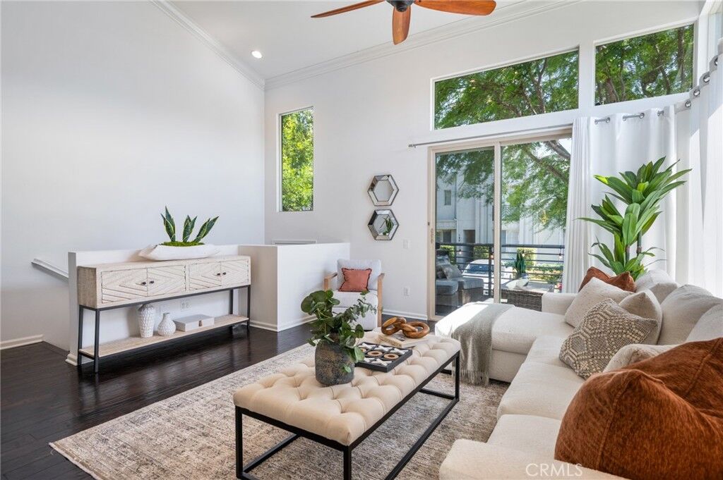 Property Photo: 5547 Strand 101 CA 90250