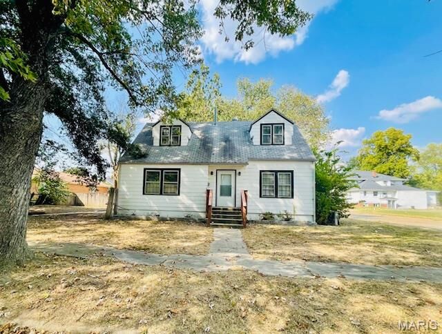 Property Photo:  102 Ruth Street  MO 63801 