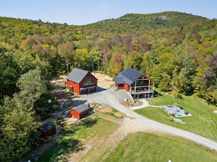 Property Photo:  242 Meadow Brook Drive  VT 05487 