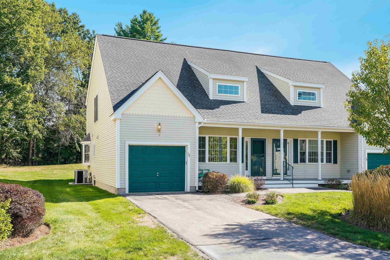 Property Photo:  36 Kings Drive  NH 03077 