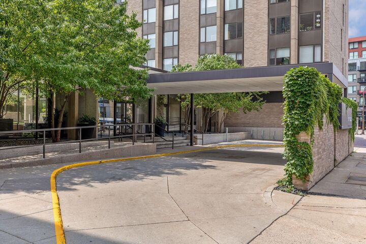 Property Photo:  15 S 1st Street A615  MN 55401 