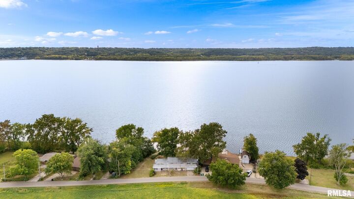Property Photo:  1281 Sunset Drive  IL 61611 