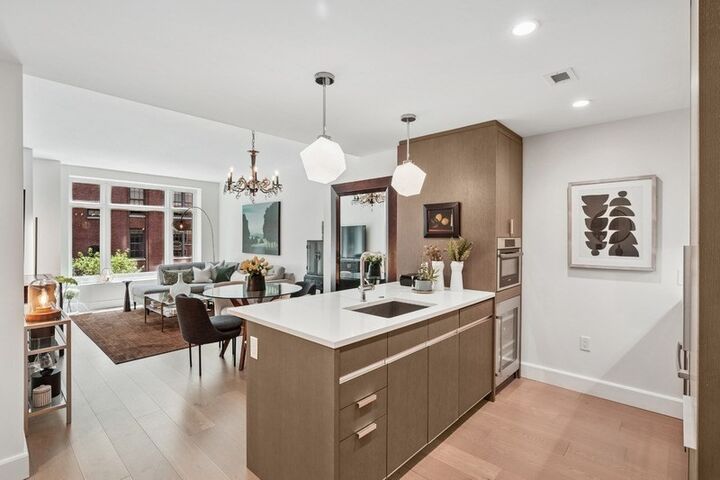 Property Photo:  100 Lovejoy Wharf 5N  MA 02114 
