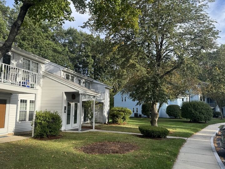 20 Walden Dr 16  Natick MA 01760 photo