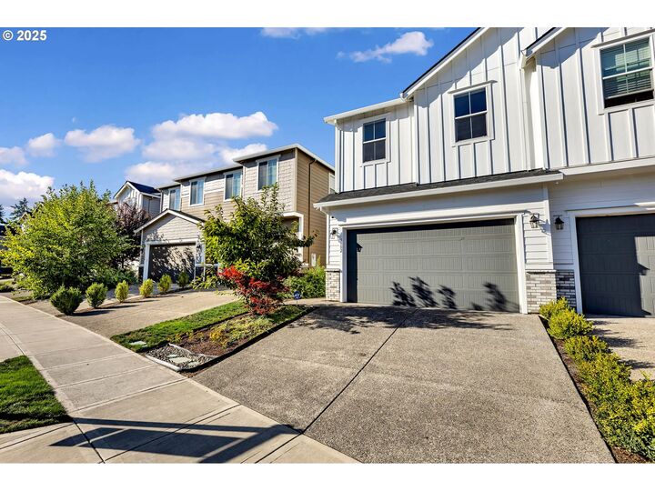 Property Photo:  3102 N Pioneer Canyon Dr  WA 98642 