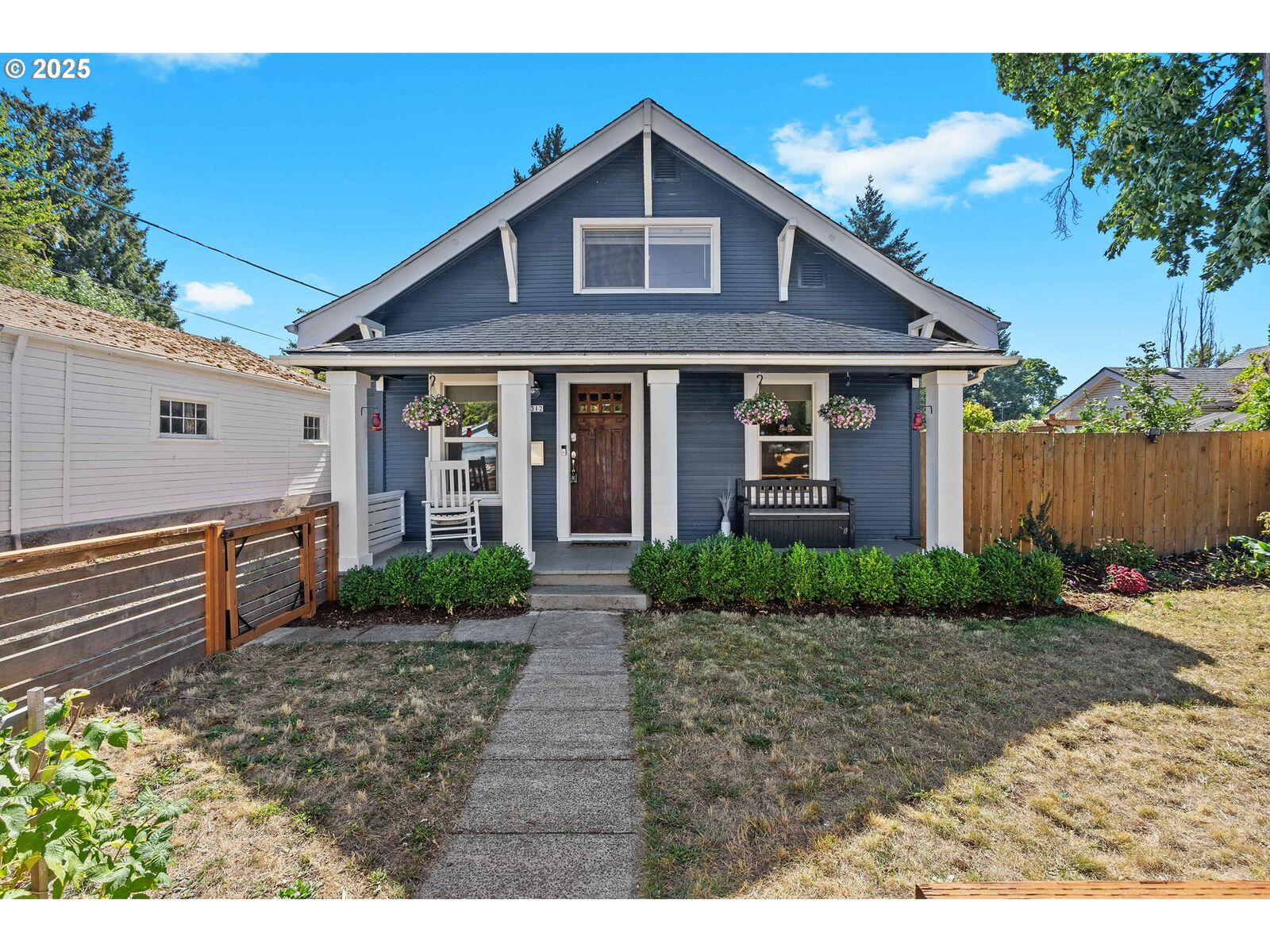 Property Photo:  8312 SE Liebe St  OR 97266 