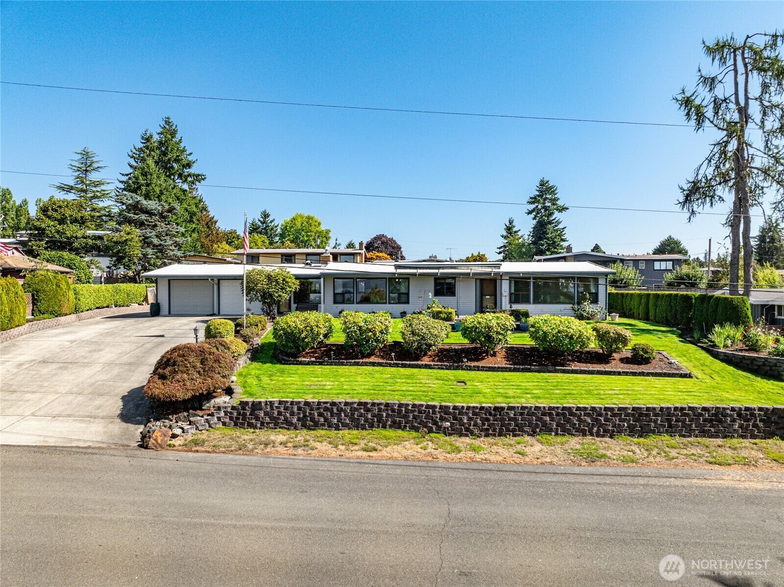 Property Photo:  23034  Thunderbird Drive S  WA 98198 