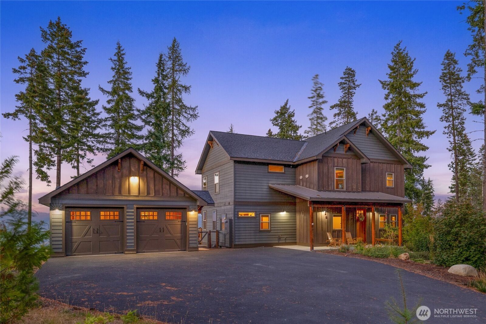 Property Photo: 1021 Trailside Drive WA 98922