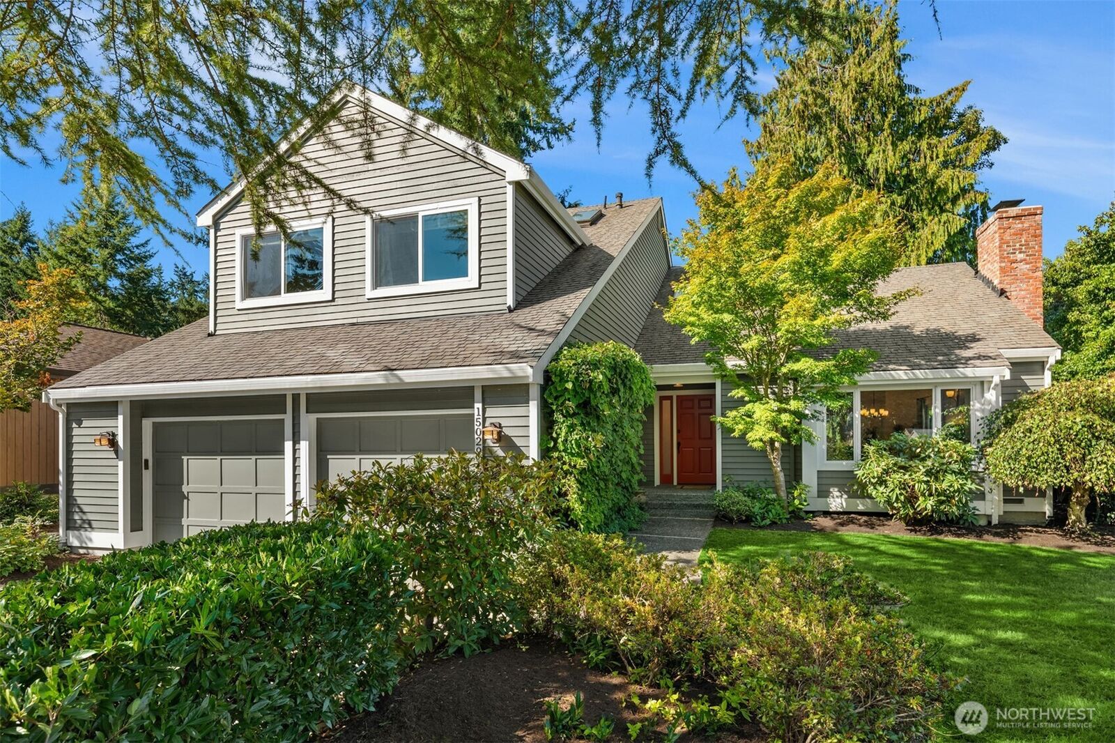 Property Photo: 15029 66th Court NE WA 98028
