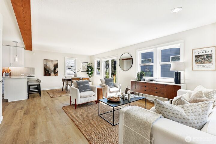 Property Photo:  2111 E Pine Street  WA 98122 