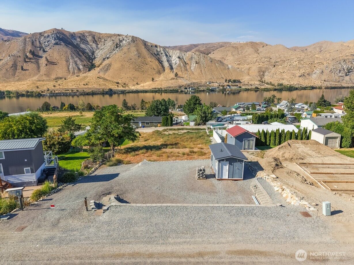 Property Photo:  105  Crestview Drive  WA 98843 