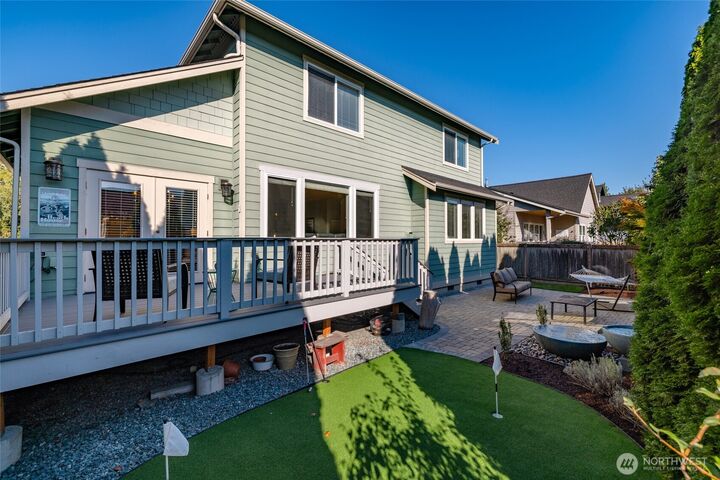 Property Photo: 206 Dalan Place WA 98257