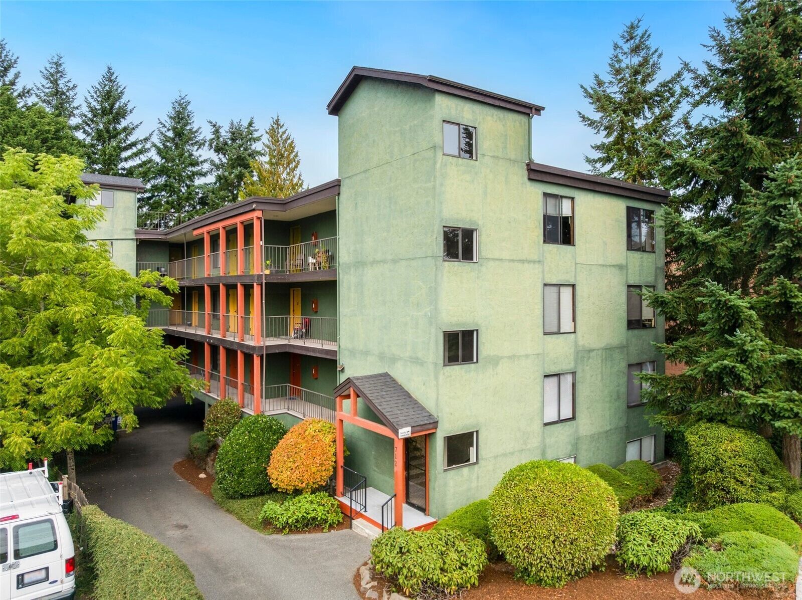 Property Photo:  712 N 143rd Street  WA 98133 