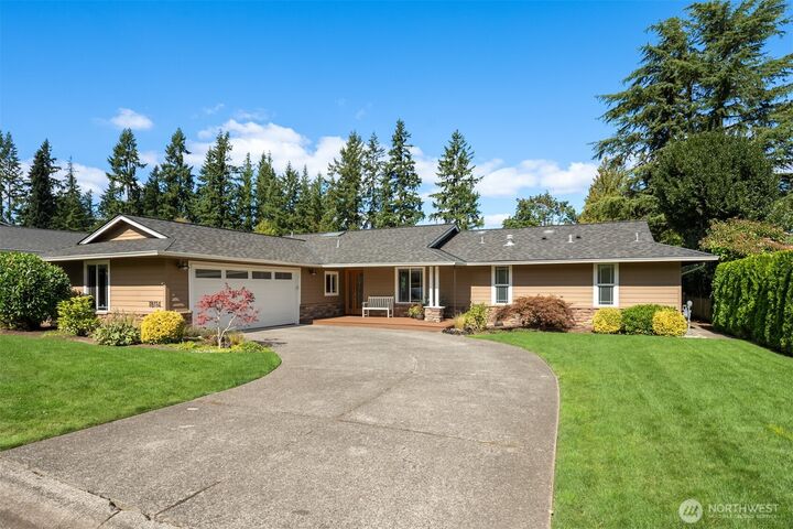 Property Photo: 18114 NE 27th Street WA 98052
