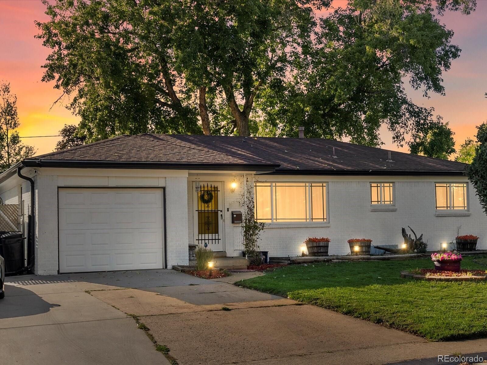 Property Photo:  1241 S Lamar Street  CO 80232 