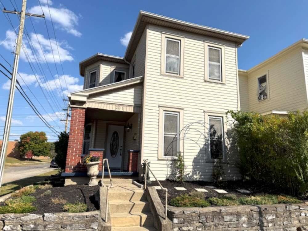 Property Photo:  231 N 18th Street  IN 47374