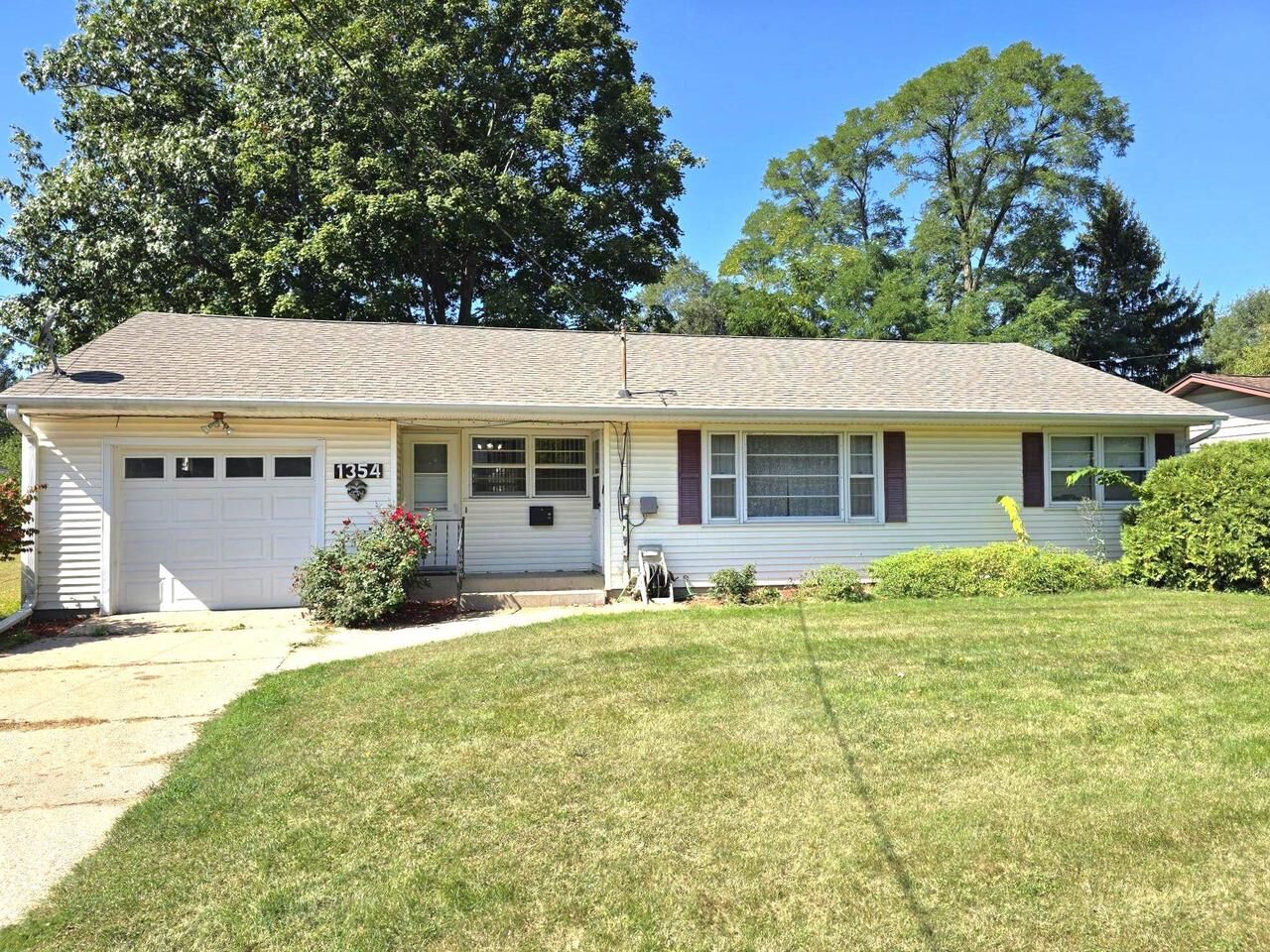 Property Photo: 1354 Garfield Avenue WI 53511