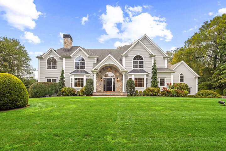 Property Photo:  113 Skyview Lane  CT 06840
