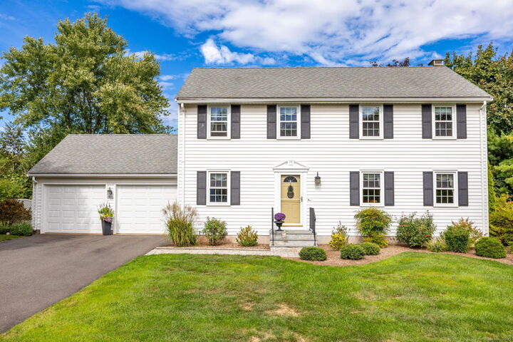 285 Hang Dog Lane  Wethersfield CT 06109 photo