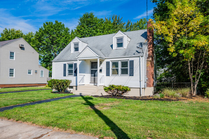 Property Photo:  120 Nilan Street  CT 06106 