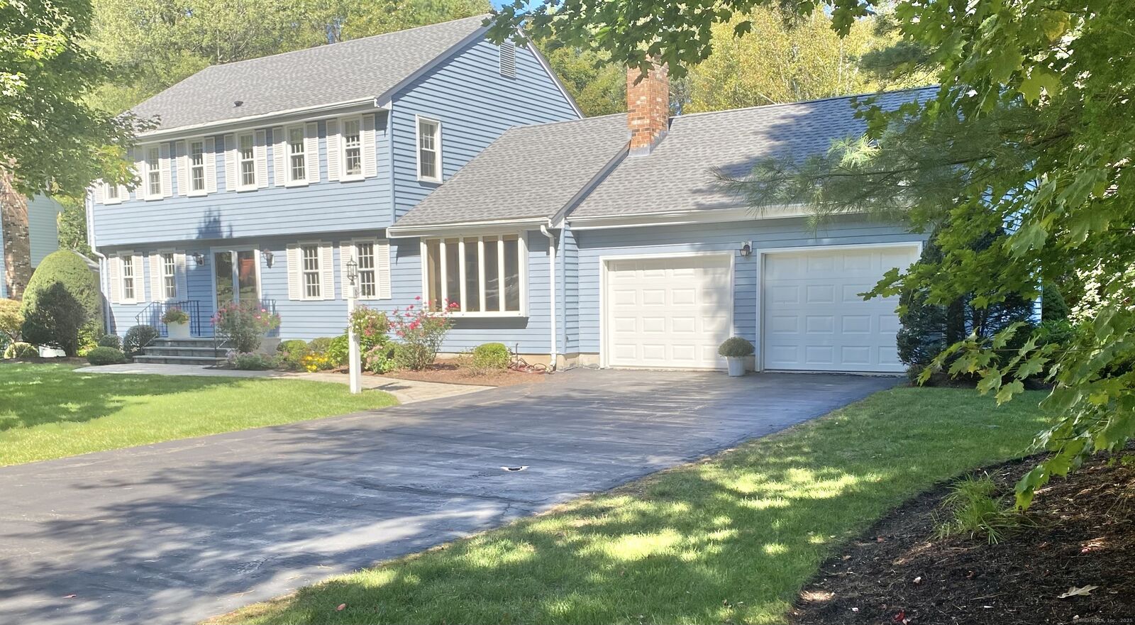 Property Photo:  12 Kingsbridge  CT 06001 