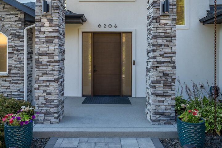 Property Photo:  6208 S Verona Ct  WA 99223 