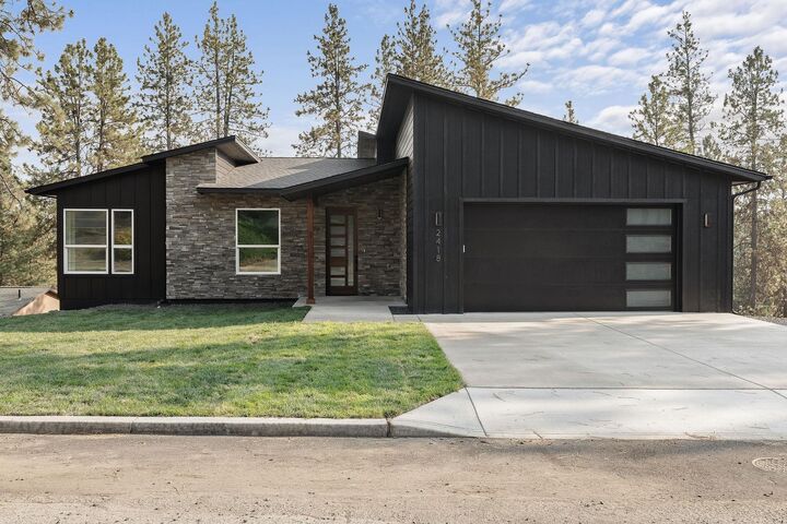 Property Photo:  2418 E Casper Dr  WA 99223 