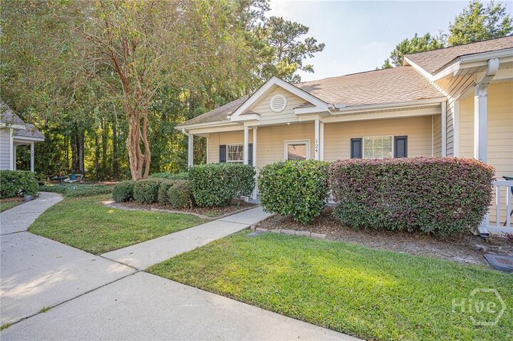 Property Photo:  124 Slate Circle  GA 31419 