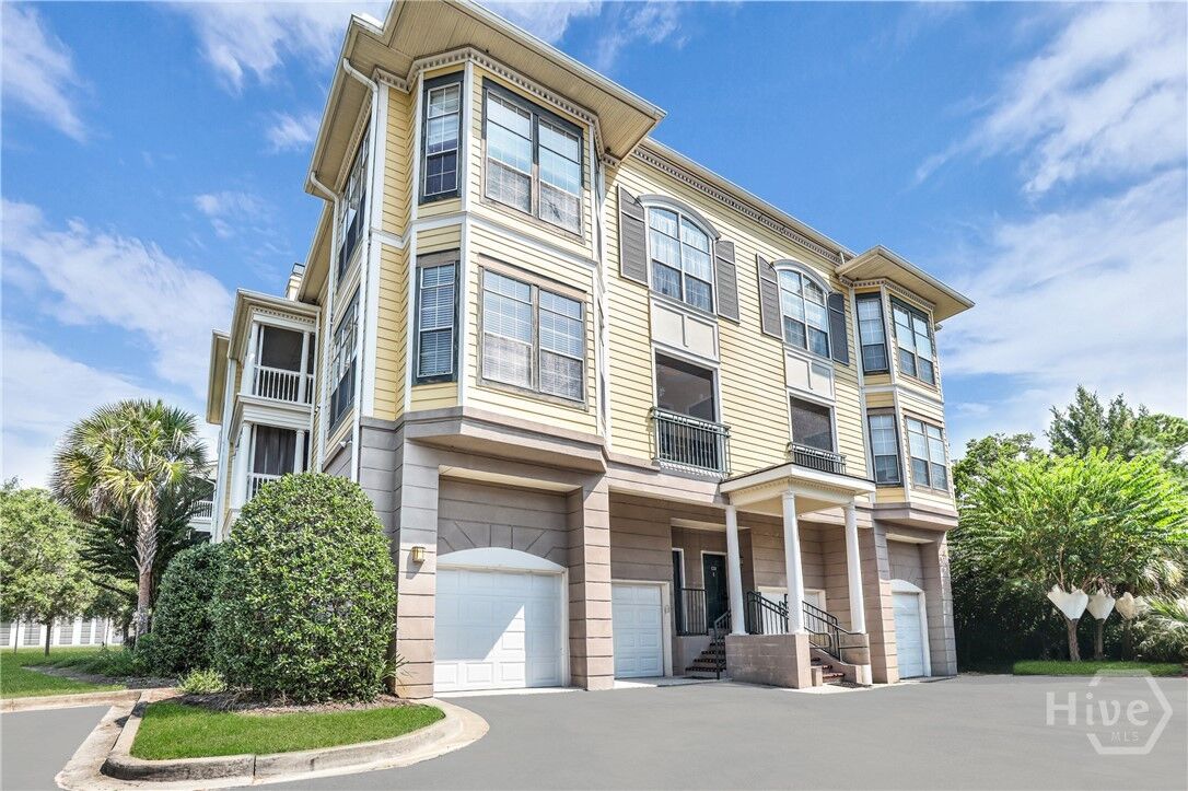 Property Photo:  2112 Whitemarsh Way  GA 31410 