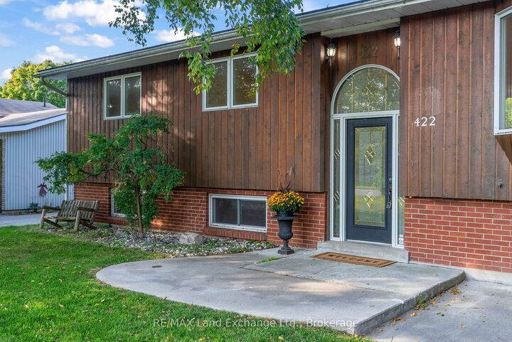 Property Photo:  422 Alice Street  ON N0H 2L0 