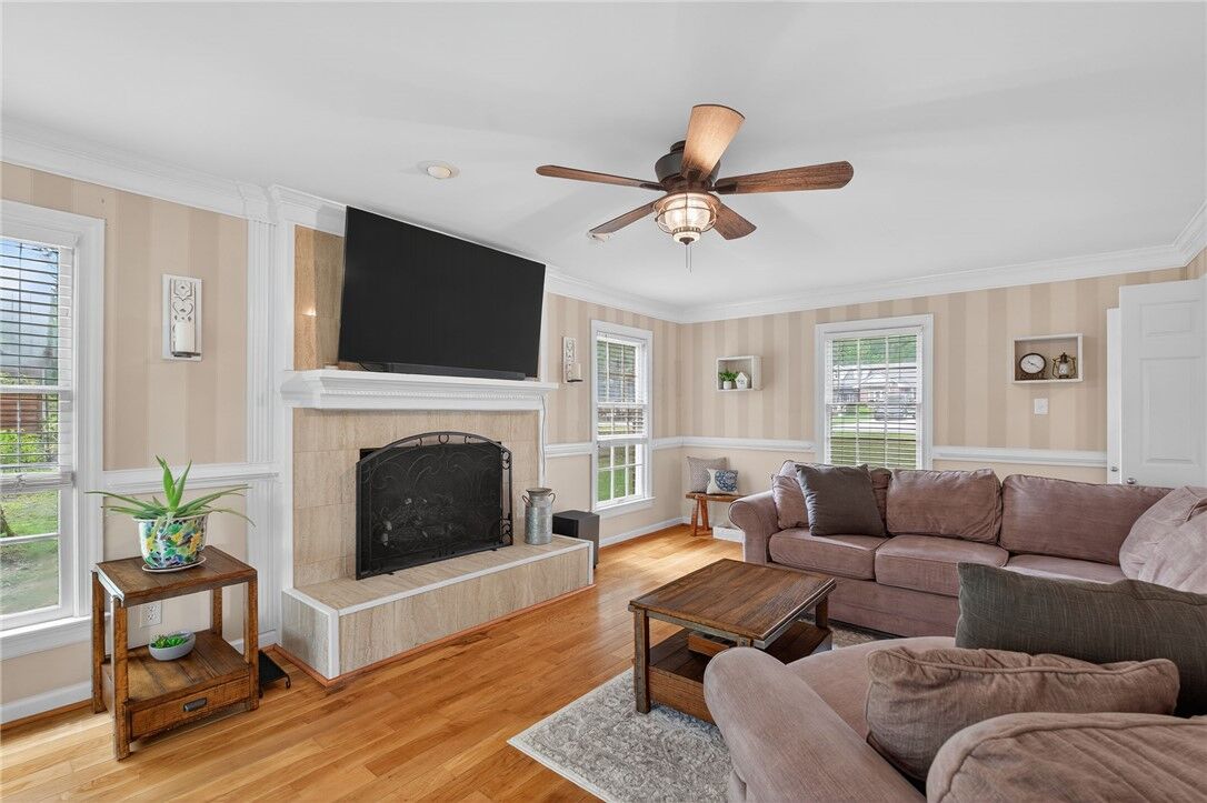 Property Photo: 19071 Lakeside Drive VA 23837