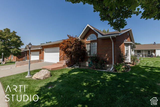 Property Photo:  1014 E 5750 S  UT 84405 